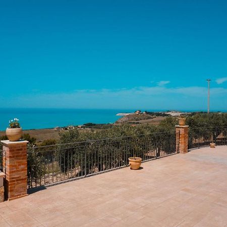 モンタッレグロ Il Casale Di Bovo Marinaヴィラ エクステリア 写真