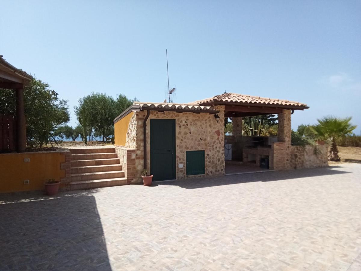 モンタッレグロ Il Casale Di Bovo Marinaヴィラ エクステリア 写真