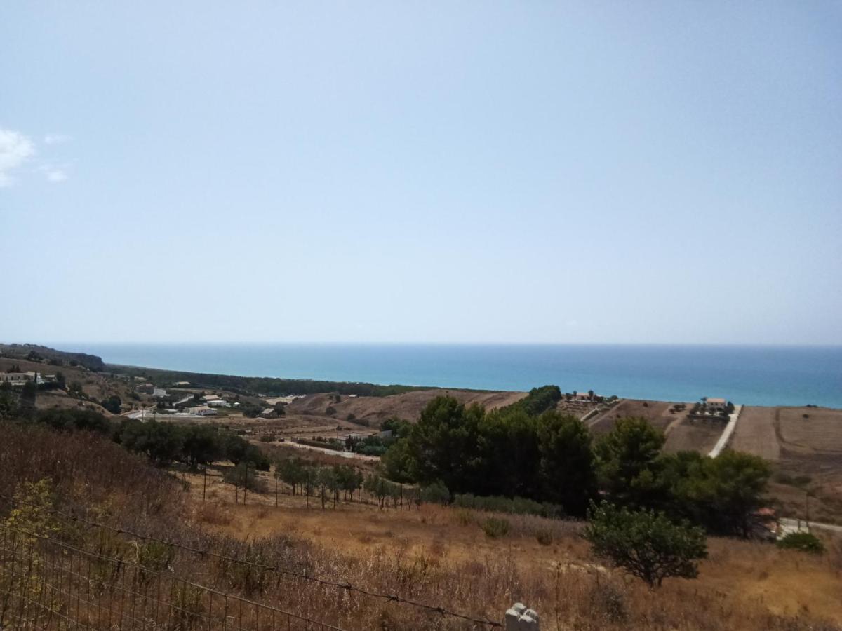 モンタッレグロ Il Casale Di Bovo Marinaヴィラ エクステリア 写真