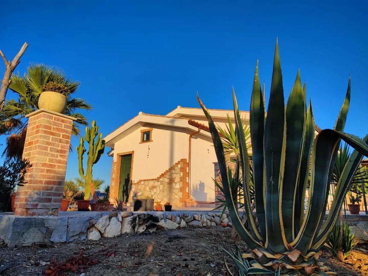 モンタッレグロ Il Casale Di Bovo Marinaヴィラ エクステリア 写真