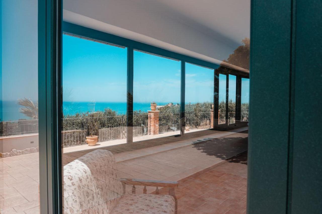 モンタッレグロ Il Casale Di Bovo Marinaヴィラ 部屋 写真