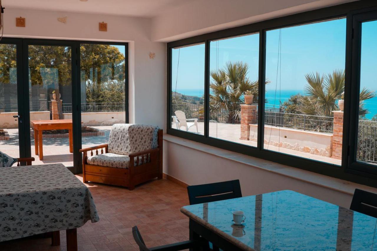 モンタッレグロ Il Casale Di Bovo Marinaヴィラ 部屋 写真