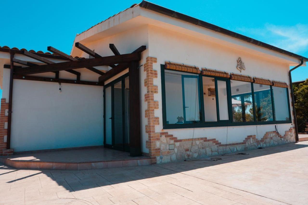 モンタッレグロ Il Casale Di Bovo Marinaヴィラ 部屋 写真